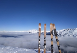 skis-en-bois-artisanaux-totemski-1-min