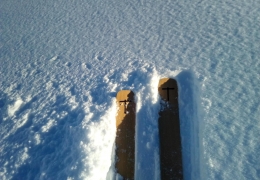 totemski-skis-en-bois-faits-main-min