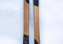 skis-en-bois-personnalises-min